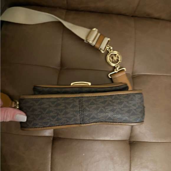 Michael Kors Brown and Tan Crossbody Bag - Picture 3 of 4